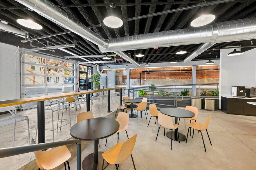 More Photos Of 200 S 1st St, Ann Arbor Coworking Space