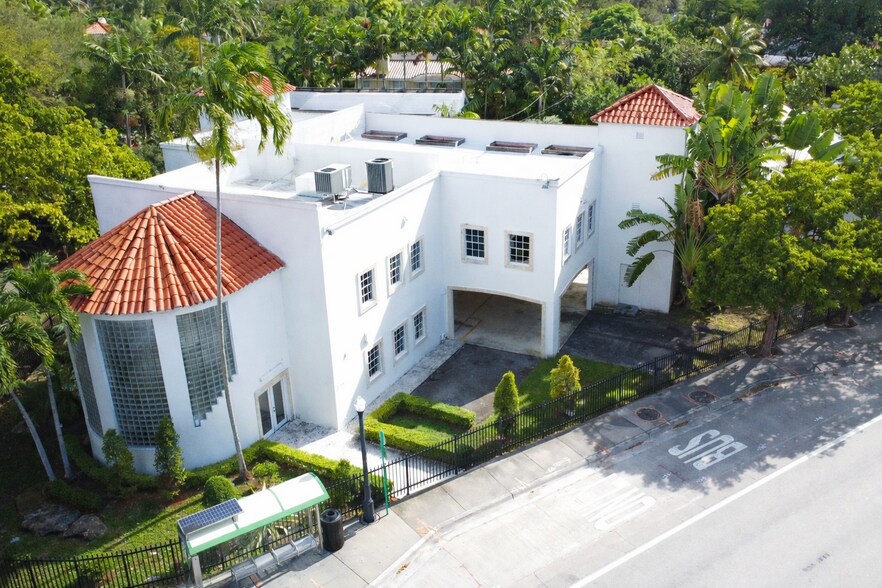 Primary Photo Of 5999 Biscayne Blvd, Miami Office For Lease