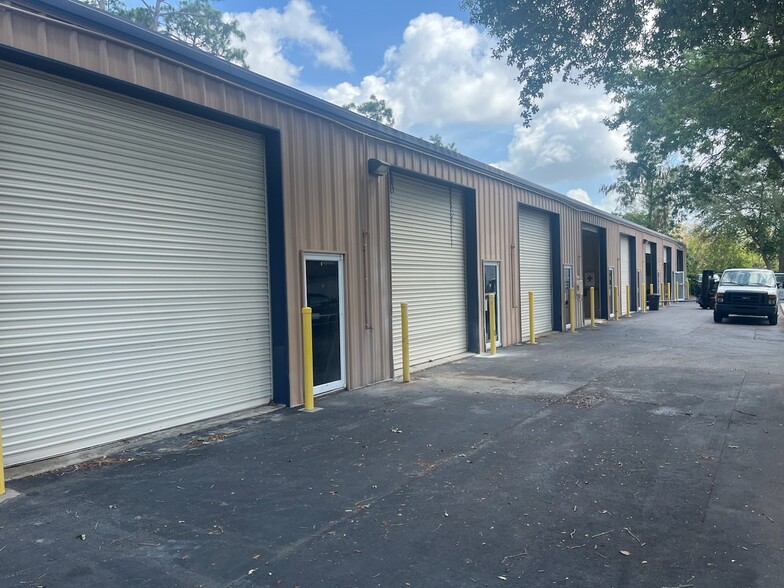 Primary Photo Of 3437 Westview Dr, Naples Warehouse For Lease