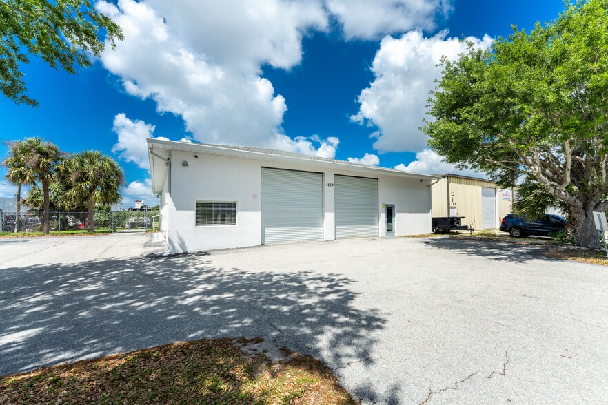 Primary Photo Of 4159 Electric Way, Port Charlotte Warehouse For Sale