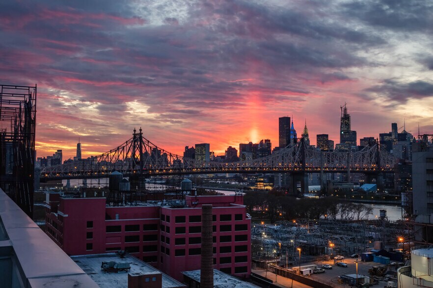 More Photos Of 9-02 38th Ave, Long Island City Hotel For Sale