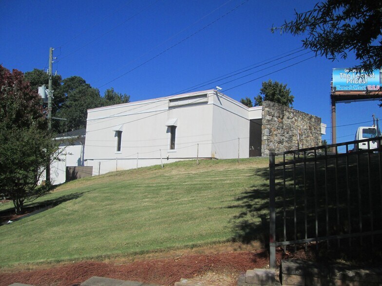 More Photos Of 3814 Stewart Rd, Doraville Storefront Retail Office For Sale