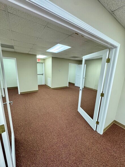 More Photos Of 3600 S Oates St, Dothan General Retail For Lease