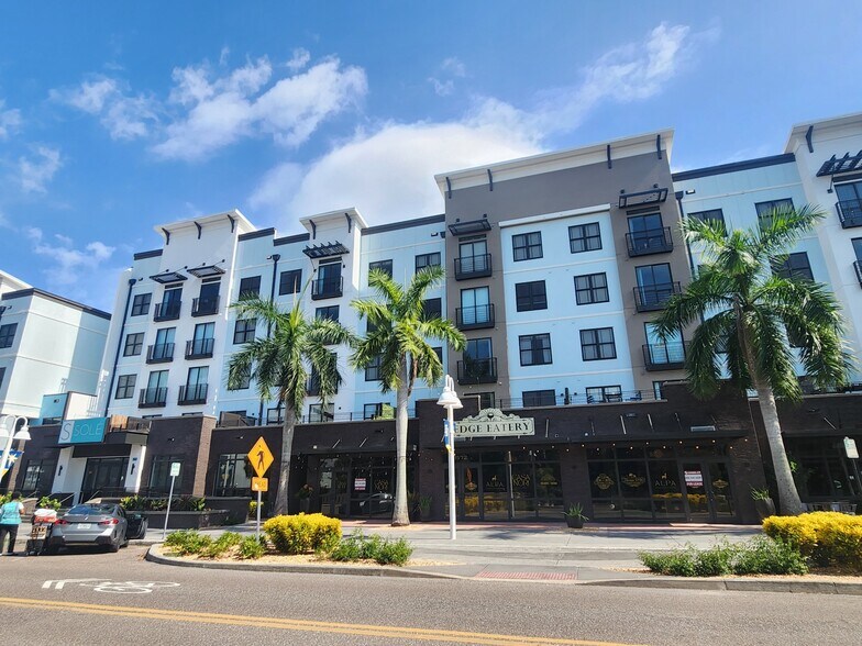 More Photos Of 1560 Central Ave, Saint Petersburg Apartments For Lease