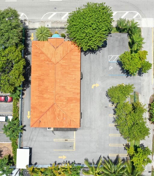 More Photos Of 1831 NW 7th St, Miami Medical For Lease