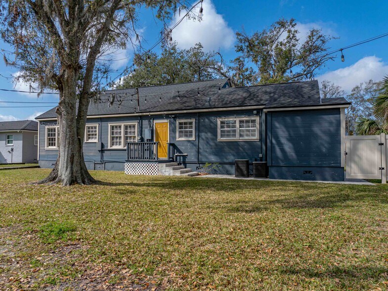 More Photos Of 4410 S Florida Ct, Lakeland Loft Creative Space For Sale