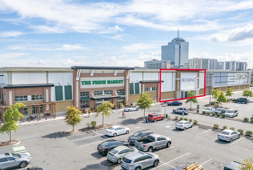 Primary Photo Of 4588 Virginia Beach Blvd, Virginia Beach General Retail For Lease