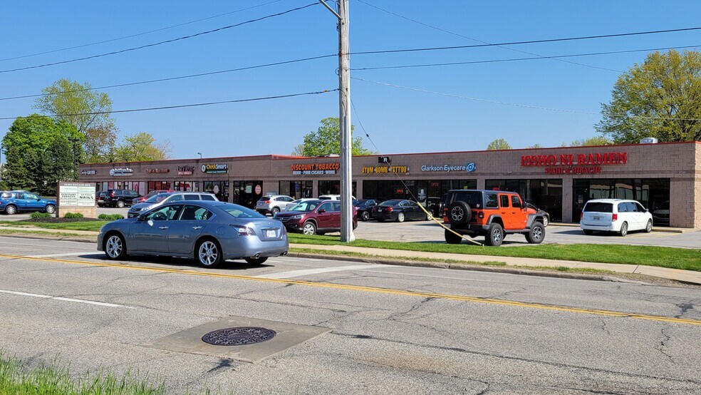 More Photos Of 34302 Euclid Ave, Willoughby General Retail For Lease