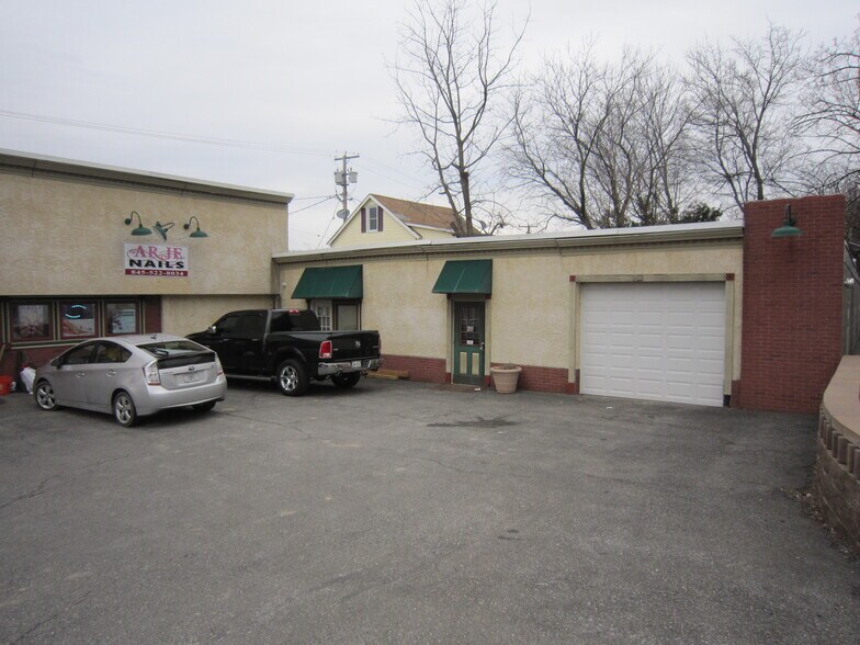 More Photos Of 11 Quassaick Ave, New Windsor Township Storefront For Sale