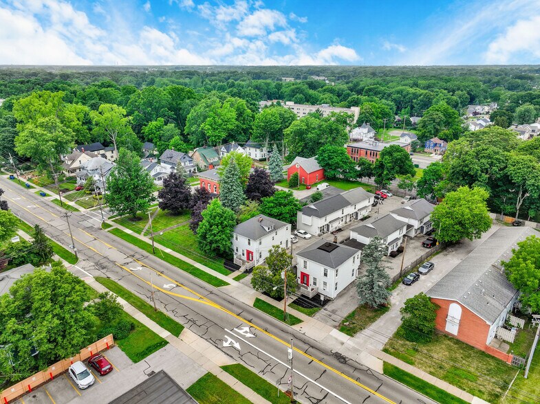 More Photos Of 166 Mentor Ave, Painesville Apartments For Sale
