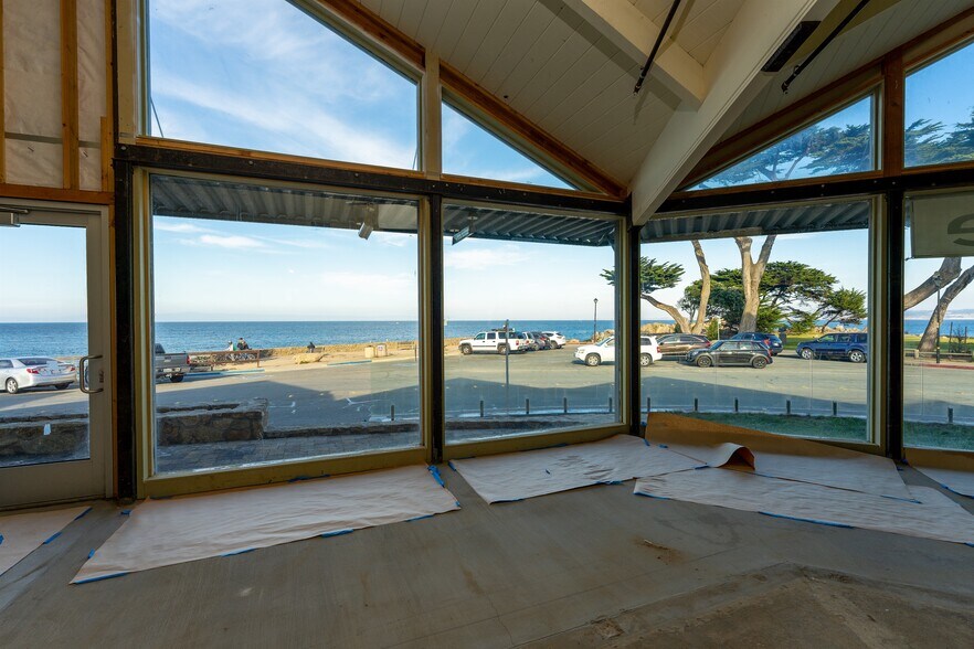 More Photos Of 631 Ocean View Blvd, Pacific Grove Restaurant For Lease