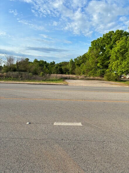 More Photos Of 2626 Avalon ave, Muscle Shoals Land For Sale