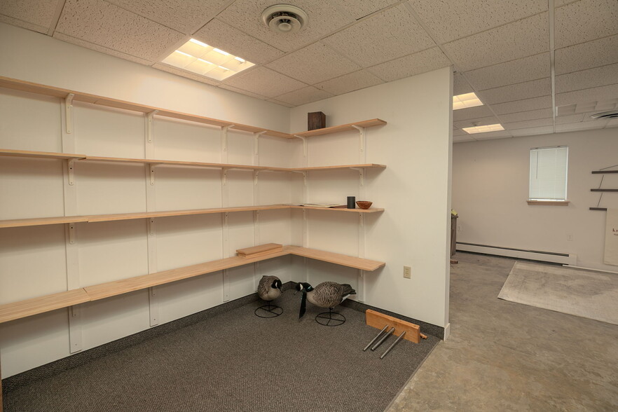 More Photos Of 307 E Center St, Rochester Office For Sale