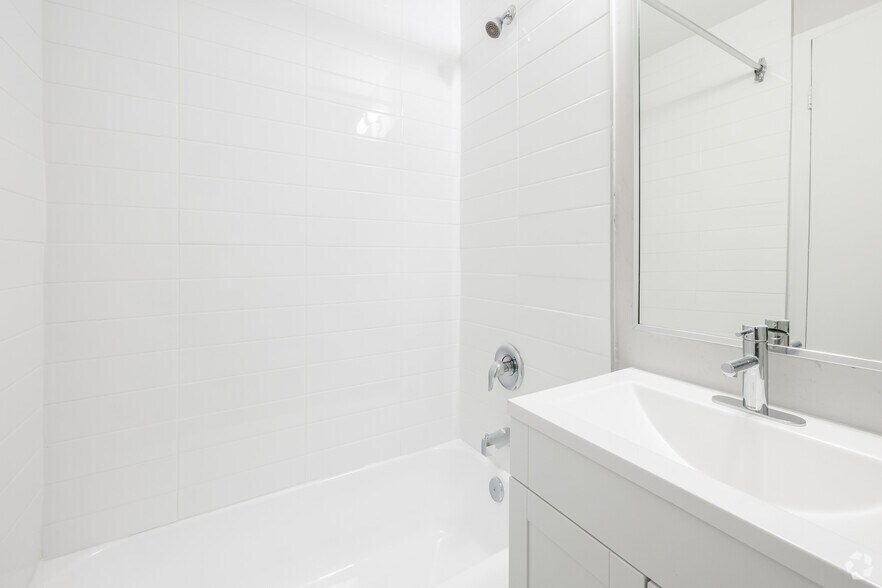 More Photos Of 1161-1171 Wellington St, Ottawa Apartments For Lease