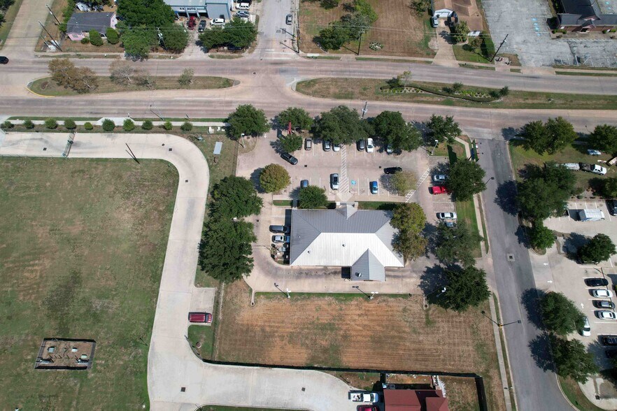 More Photos Of 11152 S Gessner Rd, Houston Bank For Sale