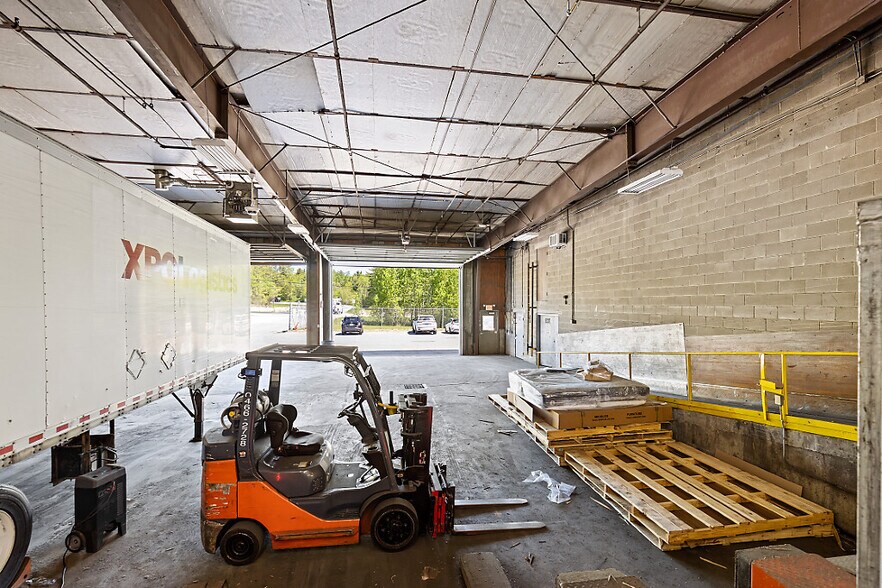 More Photos Of 122 Lyons Rd, Sidney Industrial For Sale
