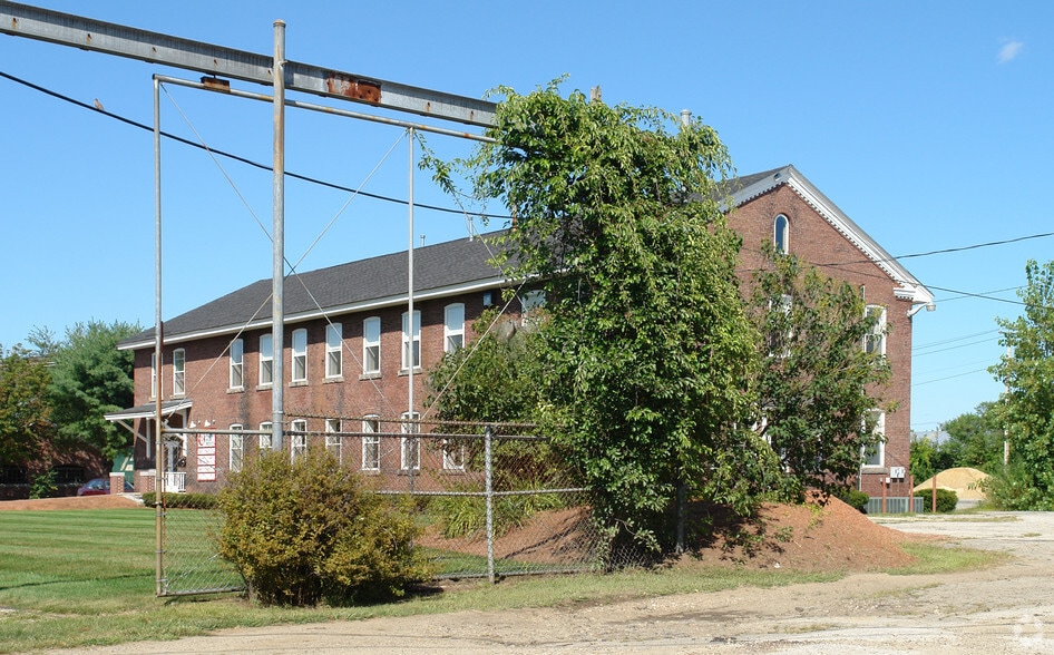 More Photos Of 287 S Main St, Concord Office For Lease