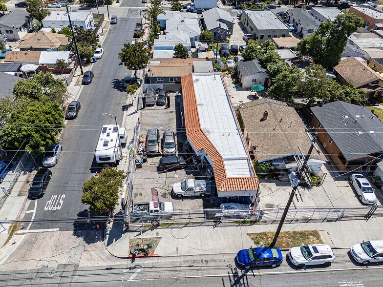 More Photos Of 6500 S Hoover St, Los Angeles General Retail For Sale