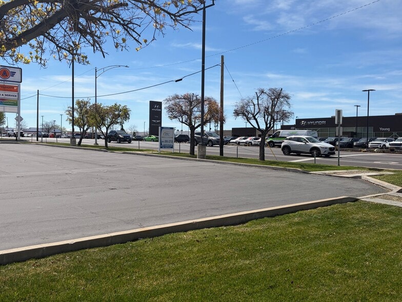 More Photos Of 3312 Wall Ave, Ogden Auto Dealership For Lease