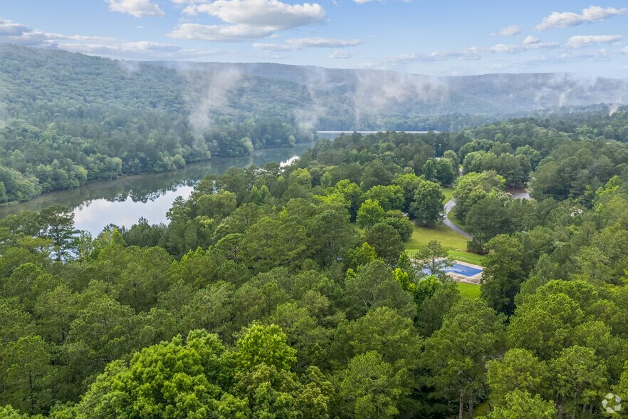 More Photos Of 490 Lake Marvin Rd NE, Armuchee Specialty For Sale