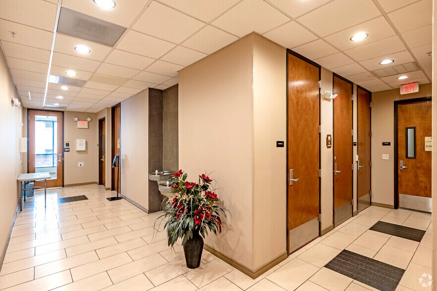 More Photos Of 1309 Ridge Rd, Rockwall Office For Lease