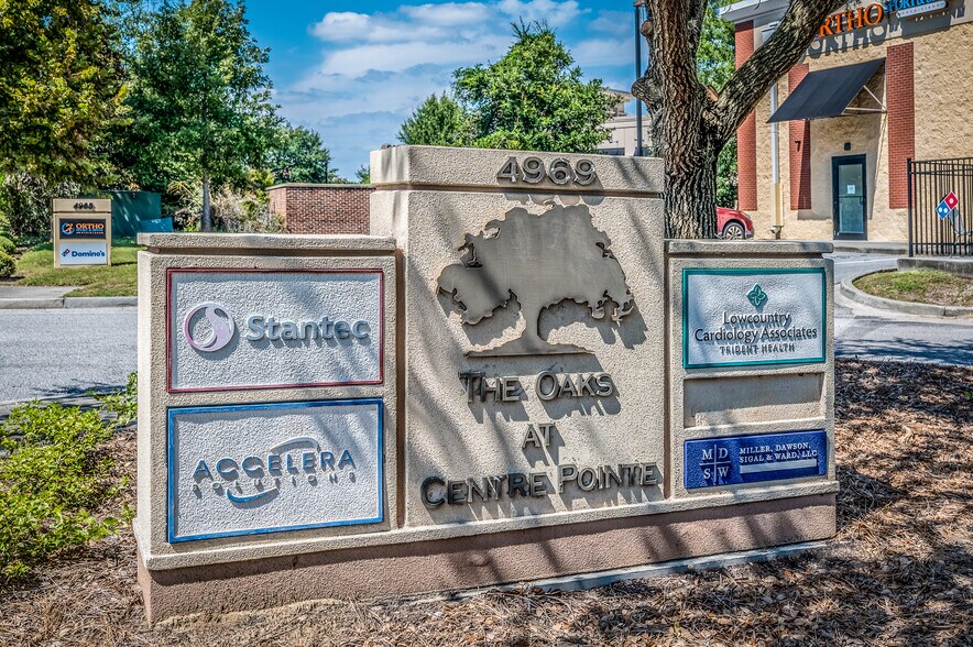 More Photos Of 4969 Centre Pointe Dr, North Charleston Office For Lease