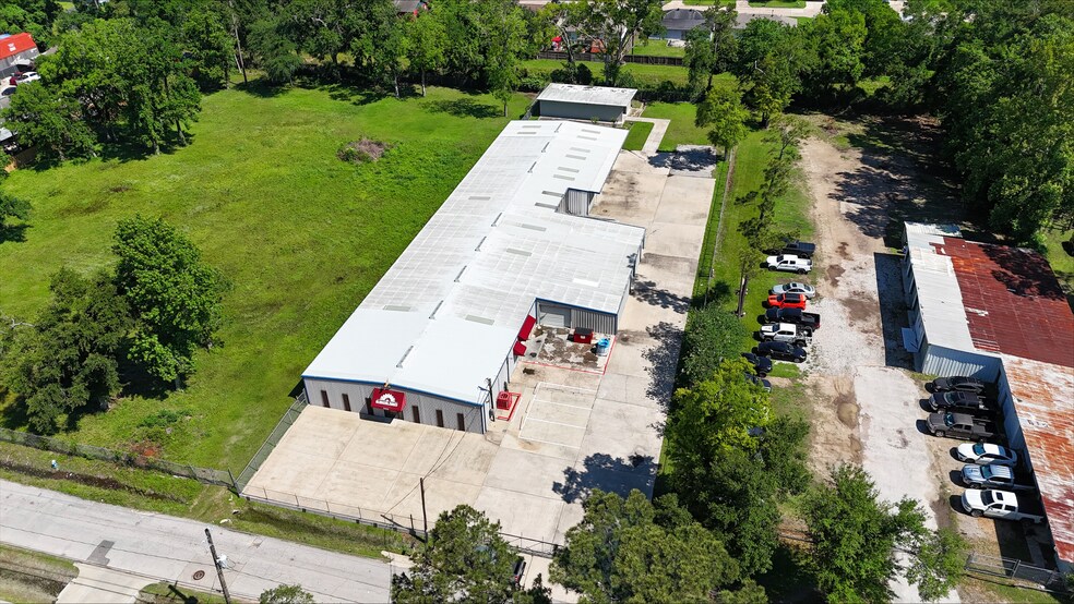 Primary Photo Of 3334 Creekmont Dr, Houston Warehouse For Sale