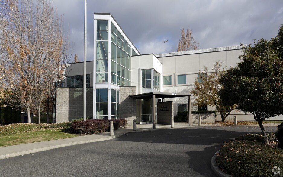 More Photos Of 5847 NE 122nd Ave, Portland Medical For Lease