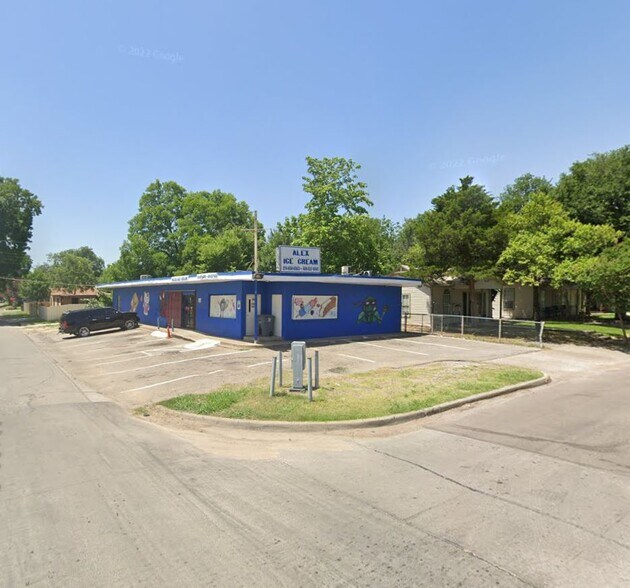 2800 Sharon St, Dallas, TX 75211 Convenience Store For Sale