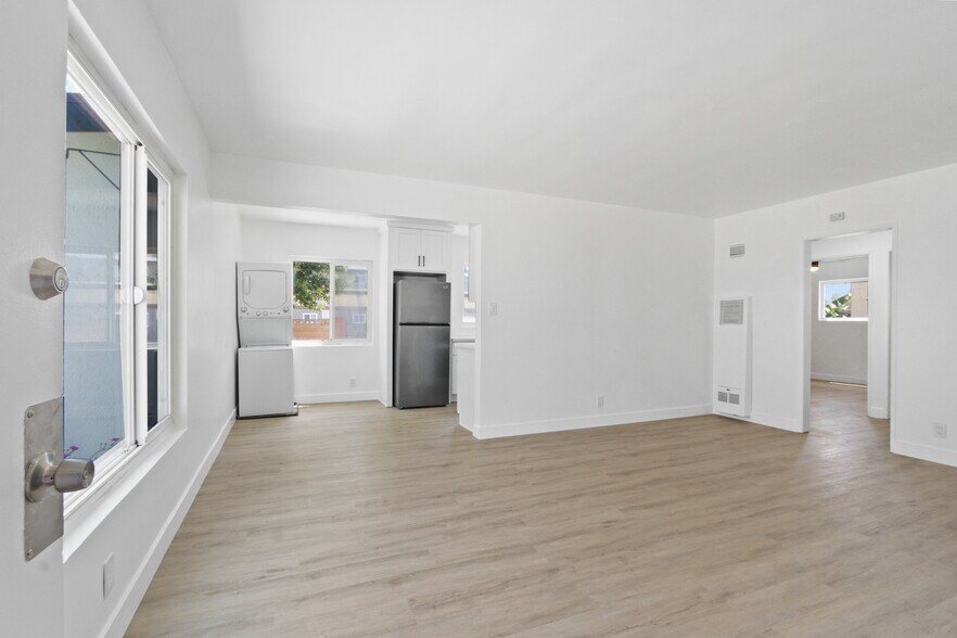 More Photos Of 10018 Foster Rd, Bellflower Apartments For Sale