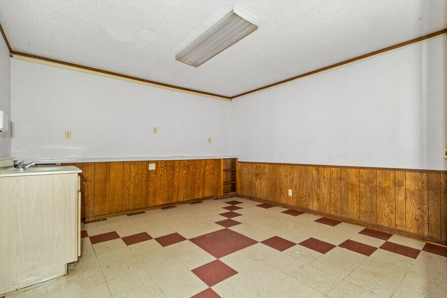 More Photos Of 2900 Trimmier Rd, Killeen Medical For Sale