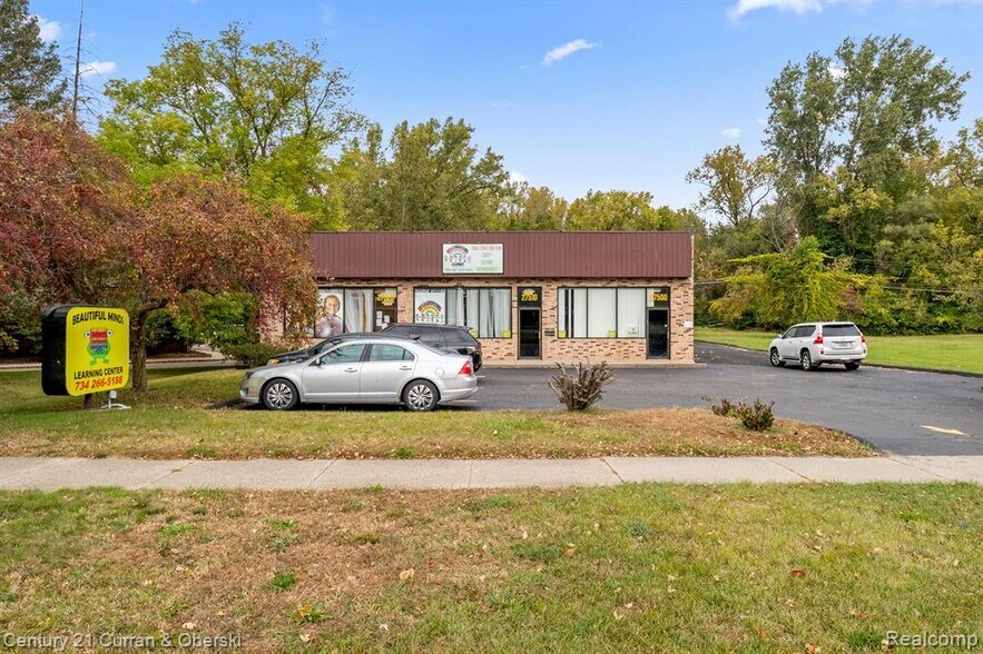 More Photos Of 27500-27520 Joy Rd, Livonia Freestanding For Lease