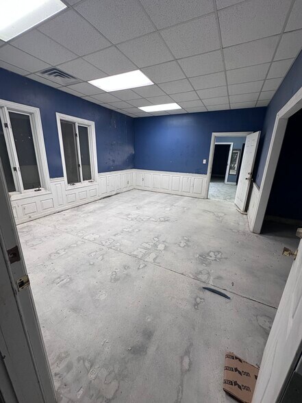 More Photos Of 11101 Highway 28 S, Parksville Warehouse For Sale