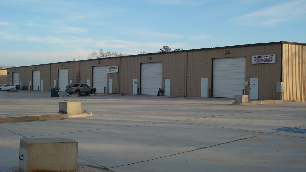 More Photos Of 136 E Midland Ave, Winder Industrial For Sale