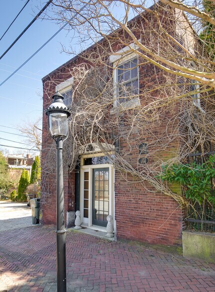 More Photos Of 2200 E Grace St, Richmond Apartments For Sale