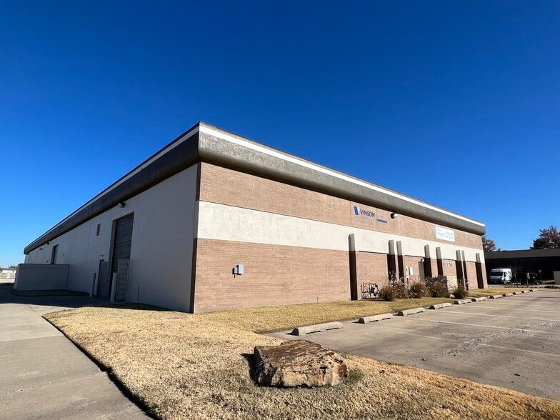 More Photos Of 12101 E 51st St, Tulsa Unknown For Lease