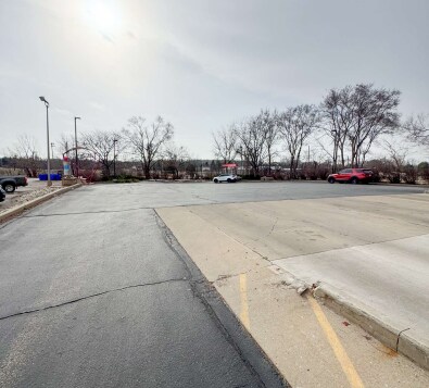 More Photos Of 856 Milwaukee Ave, Burlington Carwash For Sale