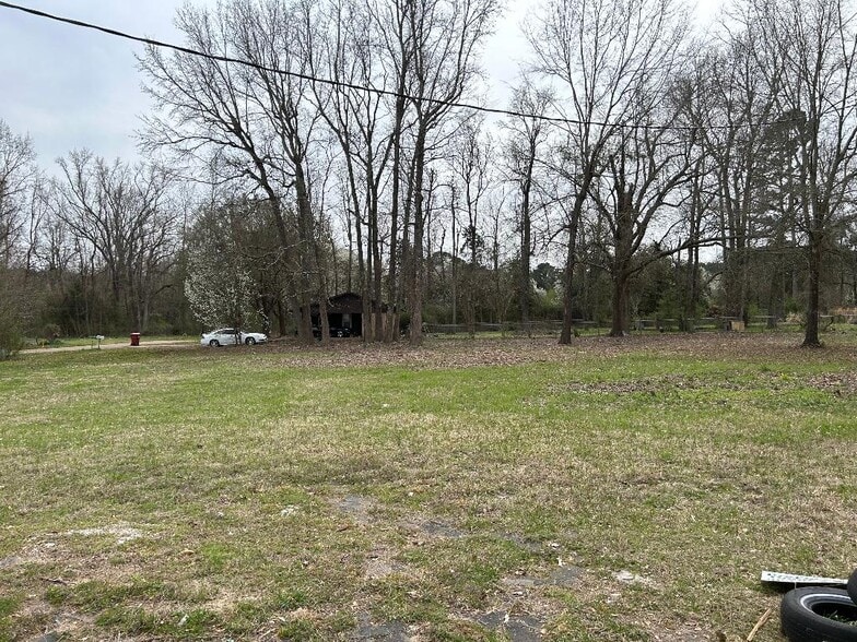 More Photos Of 605 Howard St, Queen City Specialty For Sale