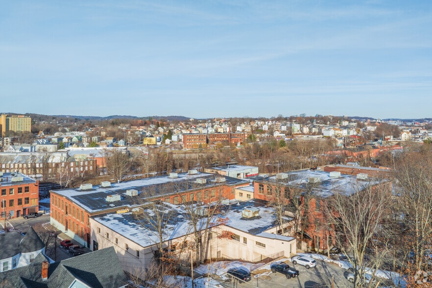 More Photos Of 60 Fremont St, Worcester Warehouse For Lease