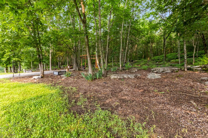 More Photos Of 1049 Oregon Rd, Lascassas Specialty For Sale