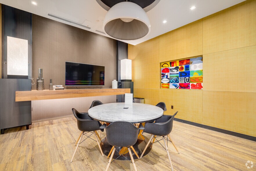 More Photos Of 1213 Walnut St, Philadelphia Apartments For Lease