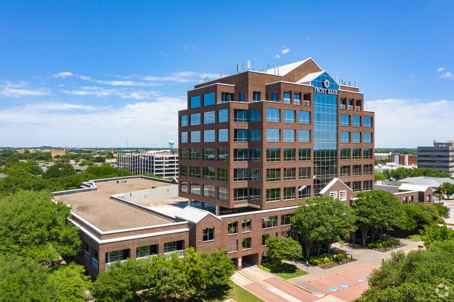 More Photos Of 9001-9003 Airport Fwy, North Richland Hills Office For Lease