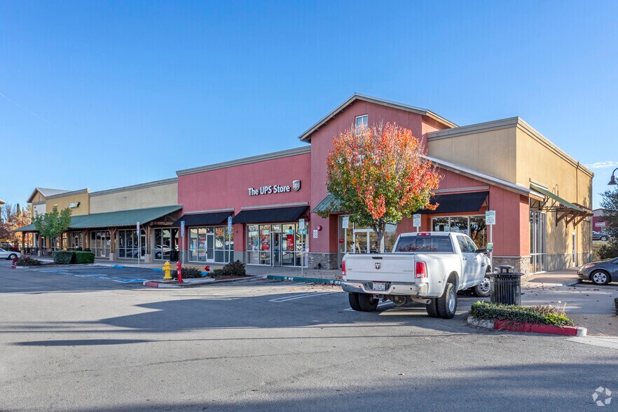 More Photos Of Hwy 46 & Golden Hill Rd @ Highway 46, Paso Robles Unknown For Lease