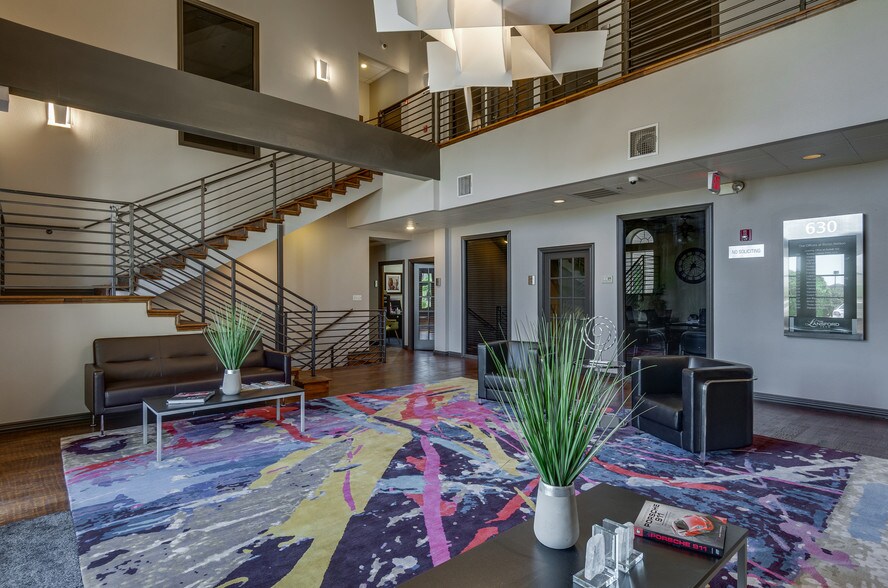 More Photos Of 630 E Southlake Blvd, Southlake Office For Lease