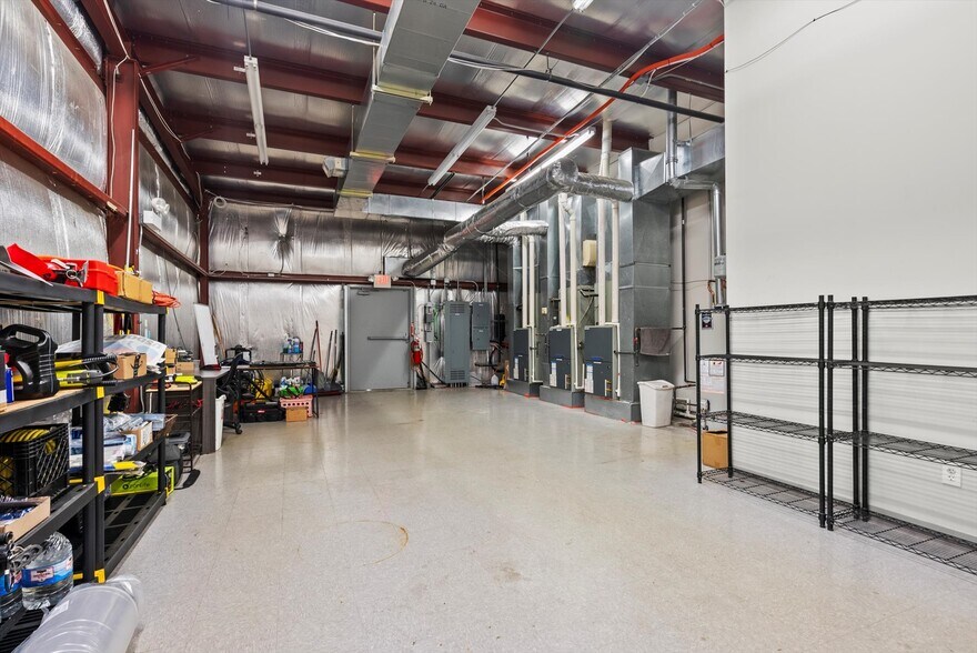 More Photos Of 24051 S Northern Illinois Dr, Channahon Truck Terminal For Sale