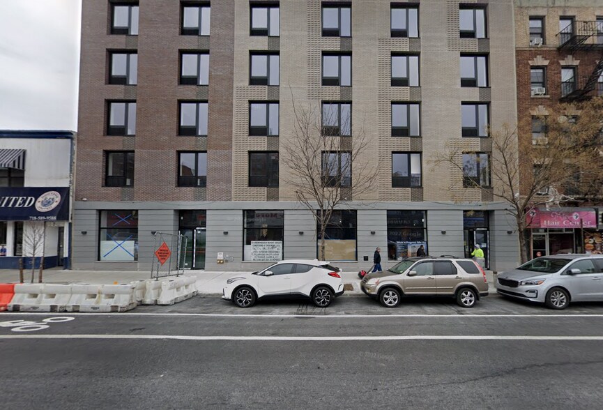 More Photos Of 913 E Tremont Ave, Bronx Multifamily For Sale