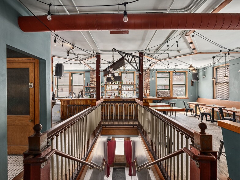 More Photos Of 48 College St, Asheville General Retail For Lease