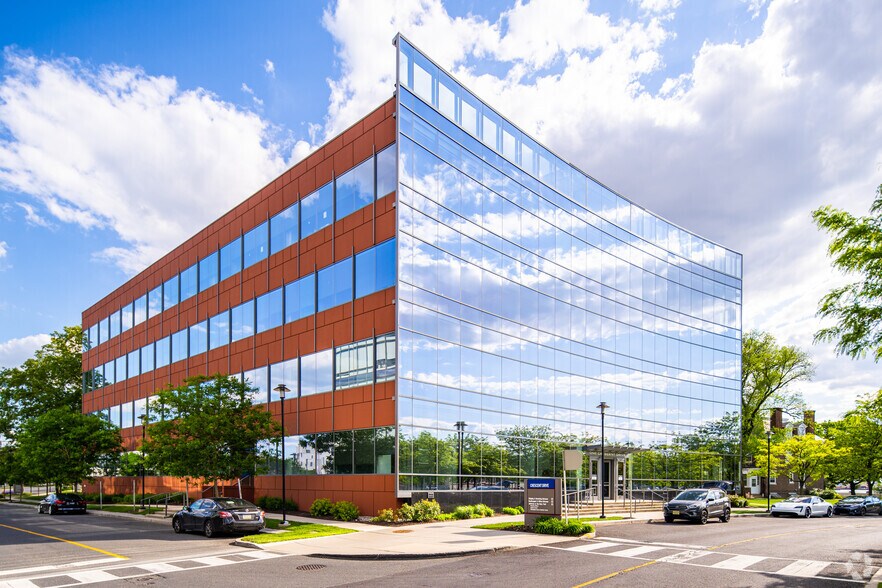 Primary Photo Of 1 Crescent Dr, Philadelphia Office For Lease