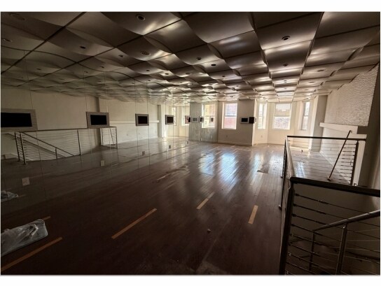 More Photos Of 2479 18th St NW, Washington Storefront For Lease