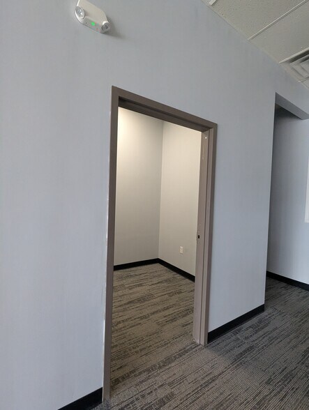 More Photos Of 602-624 Barnes Blvd, Rockledge Unknown For Lease